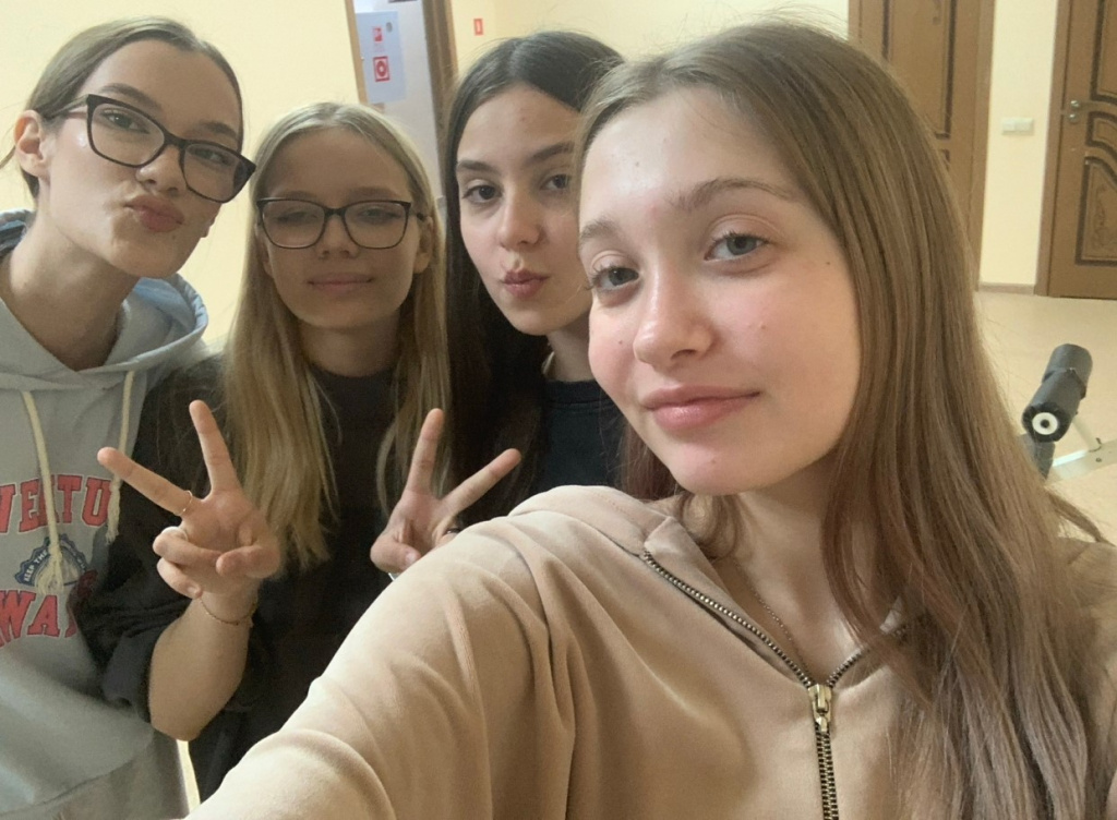 Фото эстафеты 4.jpg Фото эстафеты 4.jpg